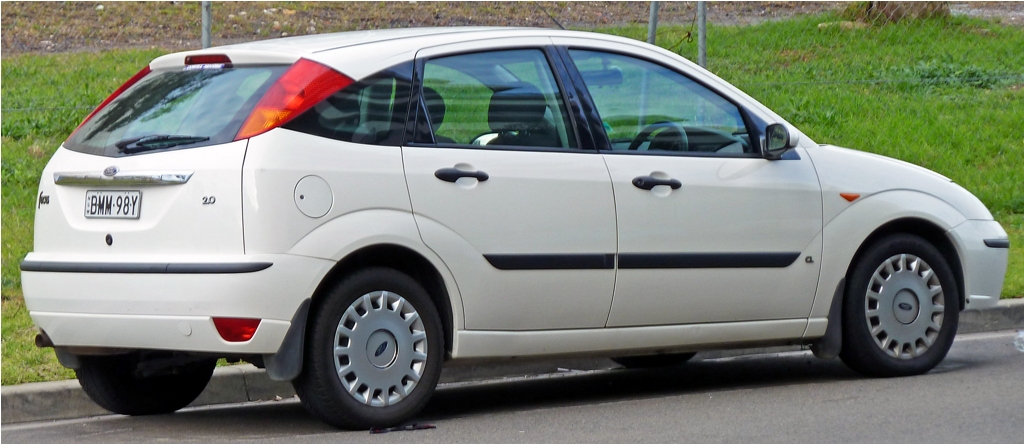 Image of: 2002 Ford Focus Hatchback