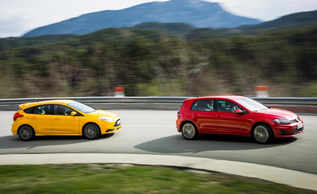 Image of: Ford Focus ST VS VW GTI