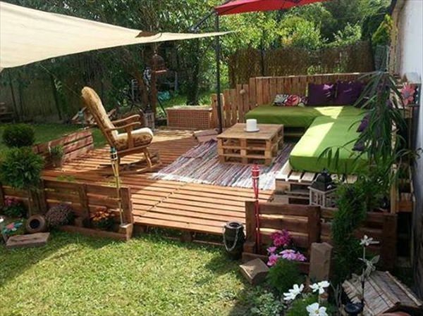 Image of: Beds-Made-Out-Of-Pallets