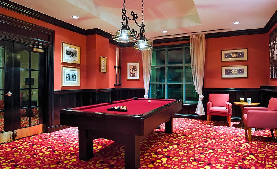 Image of: Billiard-Room-Size