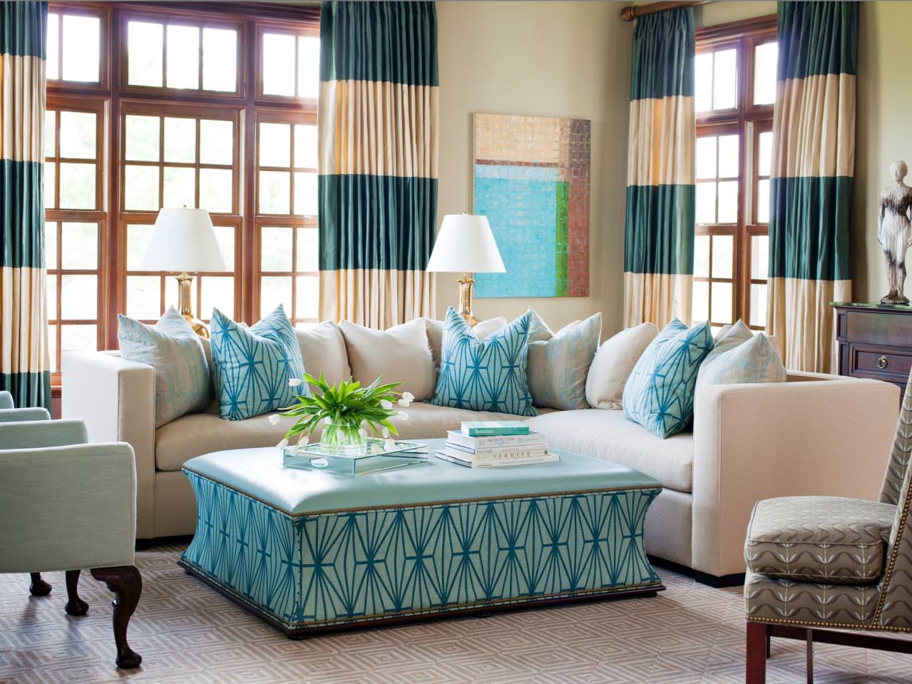 Brown-And-Turquoise-Living-Room-Decor