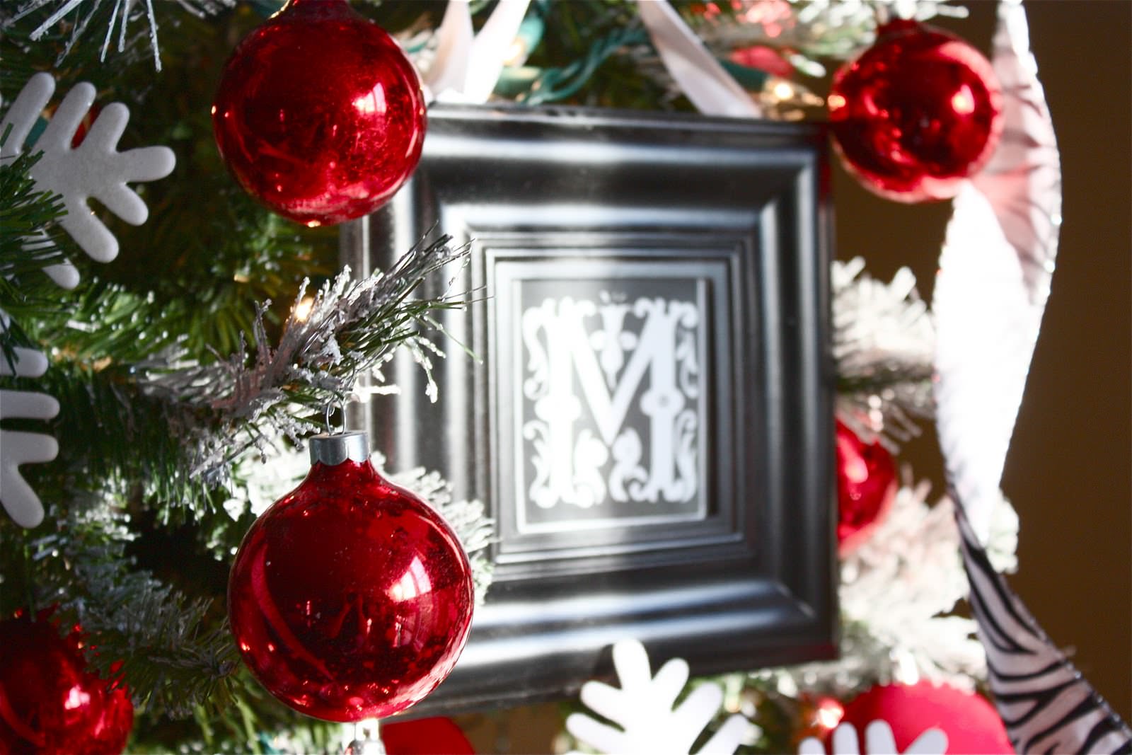 Christmas Decorated Picture Frames