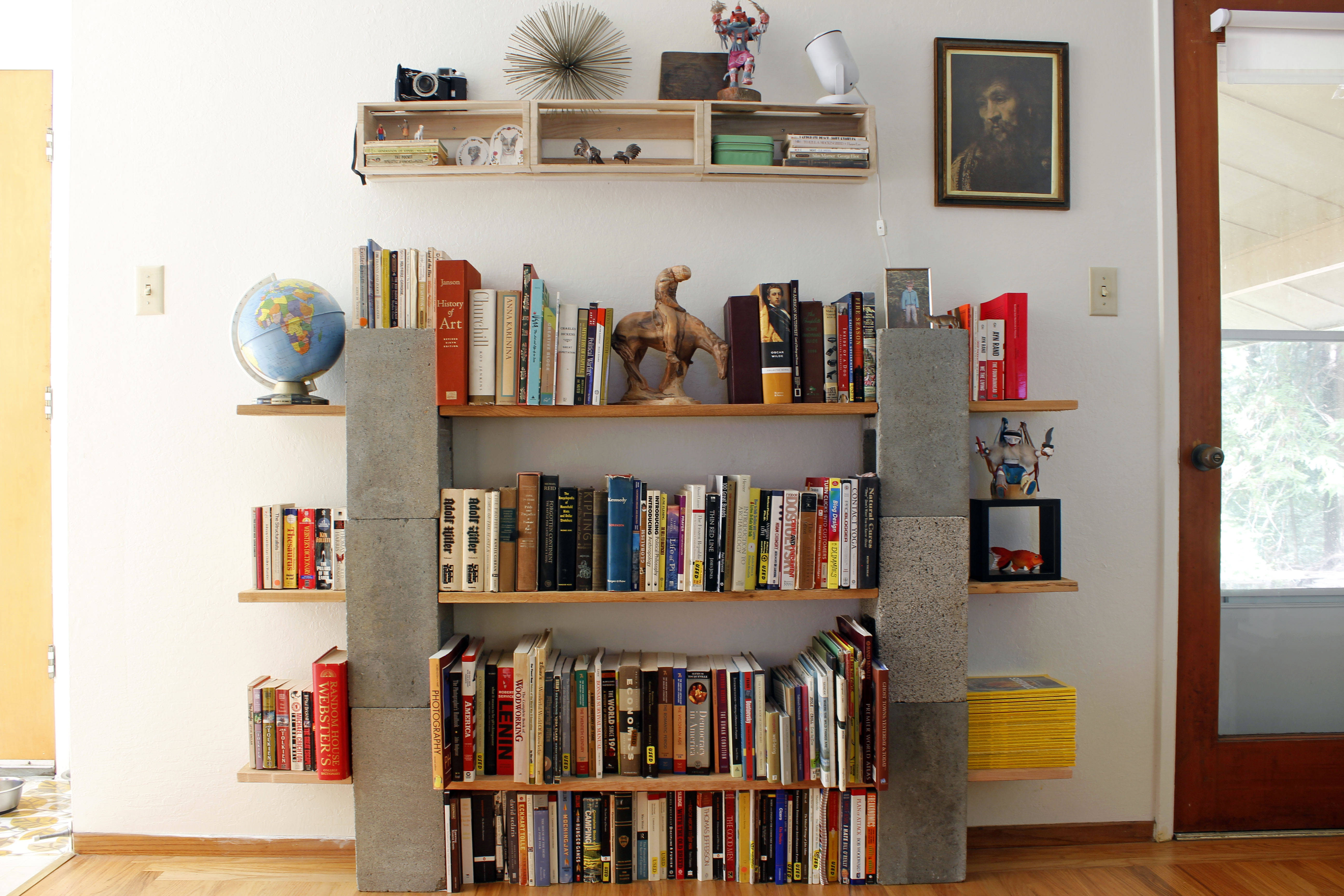 Image of: Cinder-Block-Shelves-Alternative