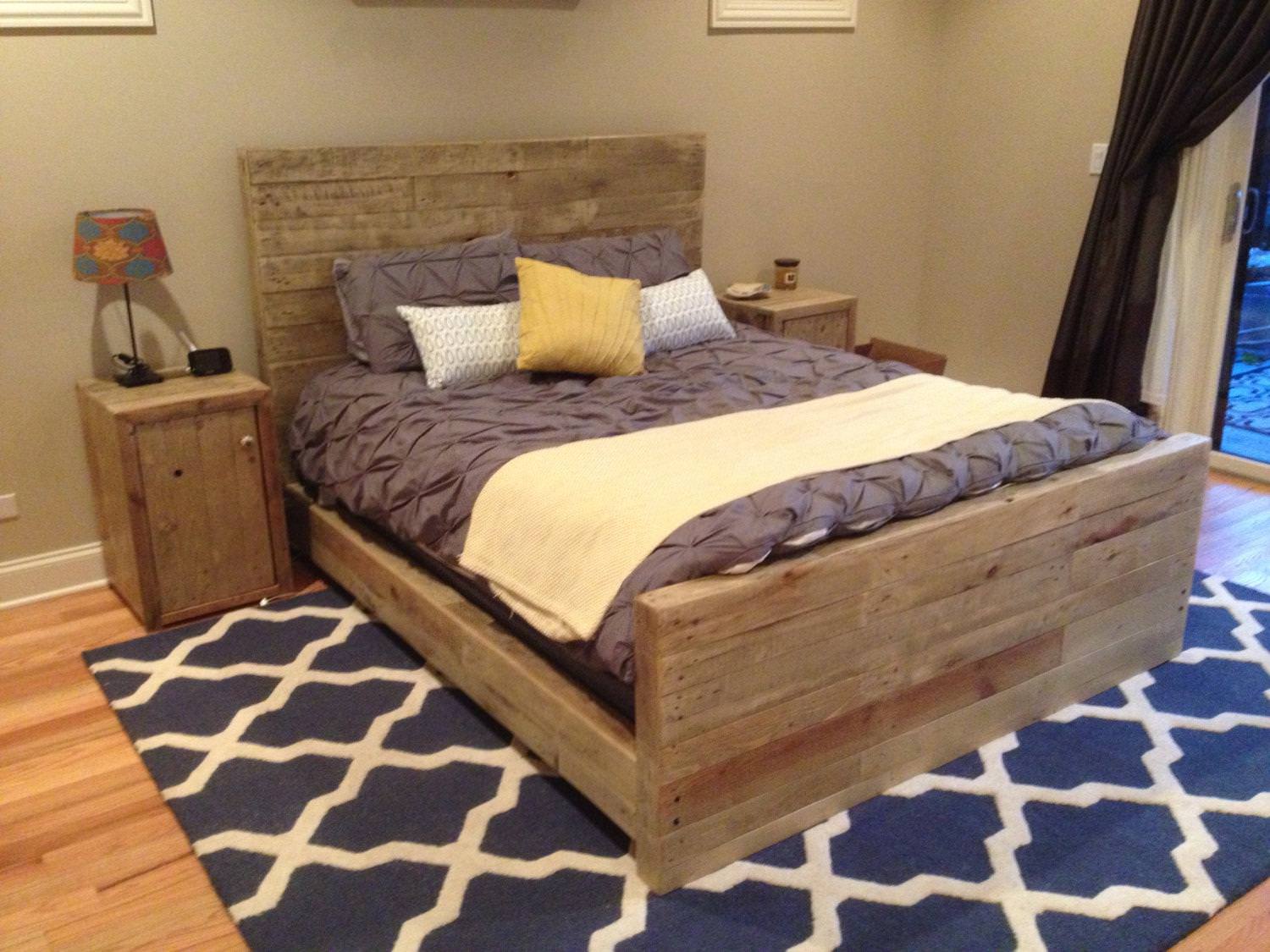 Image of: DIY Bed Frames and Headboards