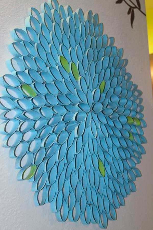 Image of: Diy-Toilet-Paper-Roll-Wall-Art