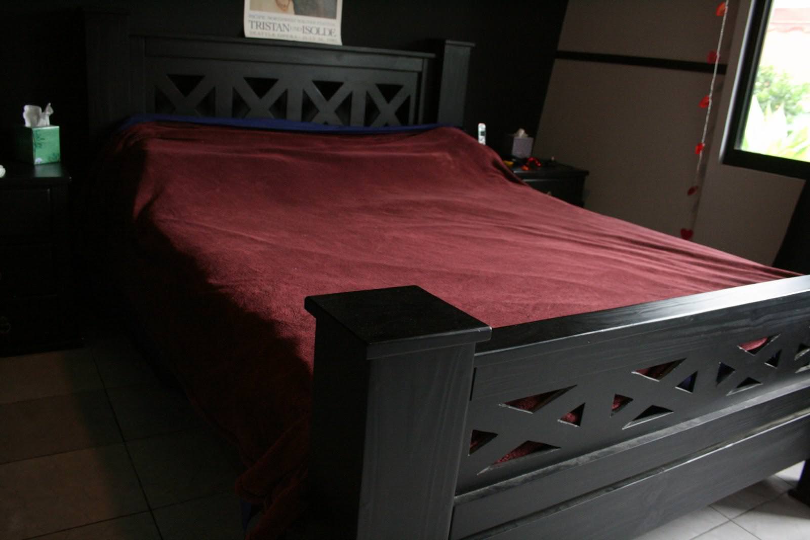 Image of: Gothic Style Bedroom Furniture