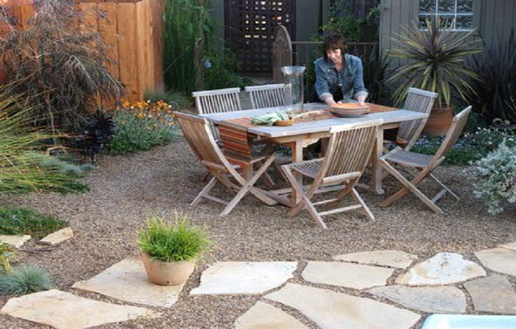 Image of: Gravel Patio Pros and Cons
