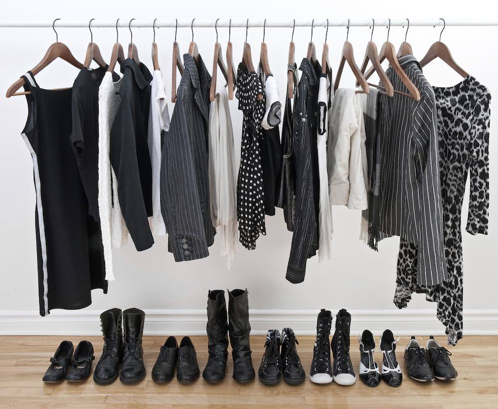 Image of: How to Create a Minimalist Wardrobe