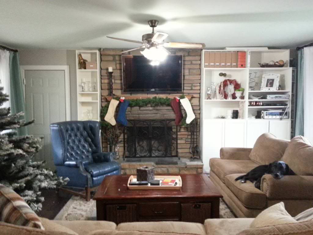 How to Decorate Fireplace Mantel with TV