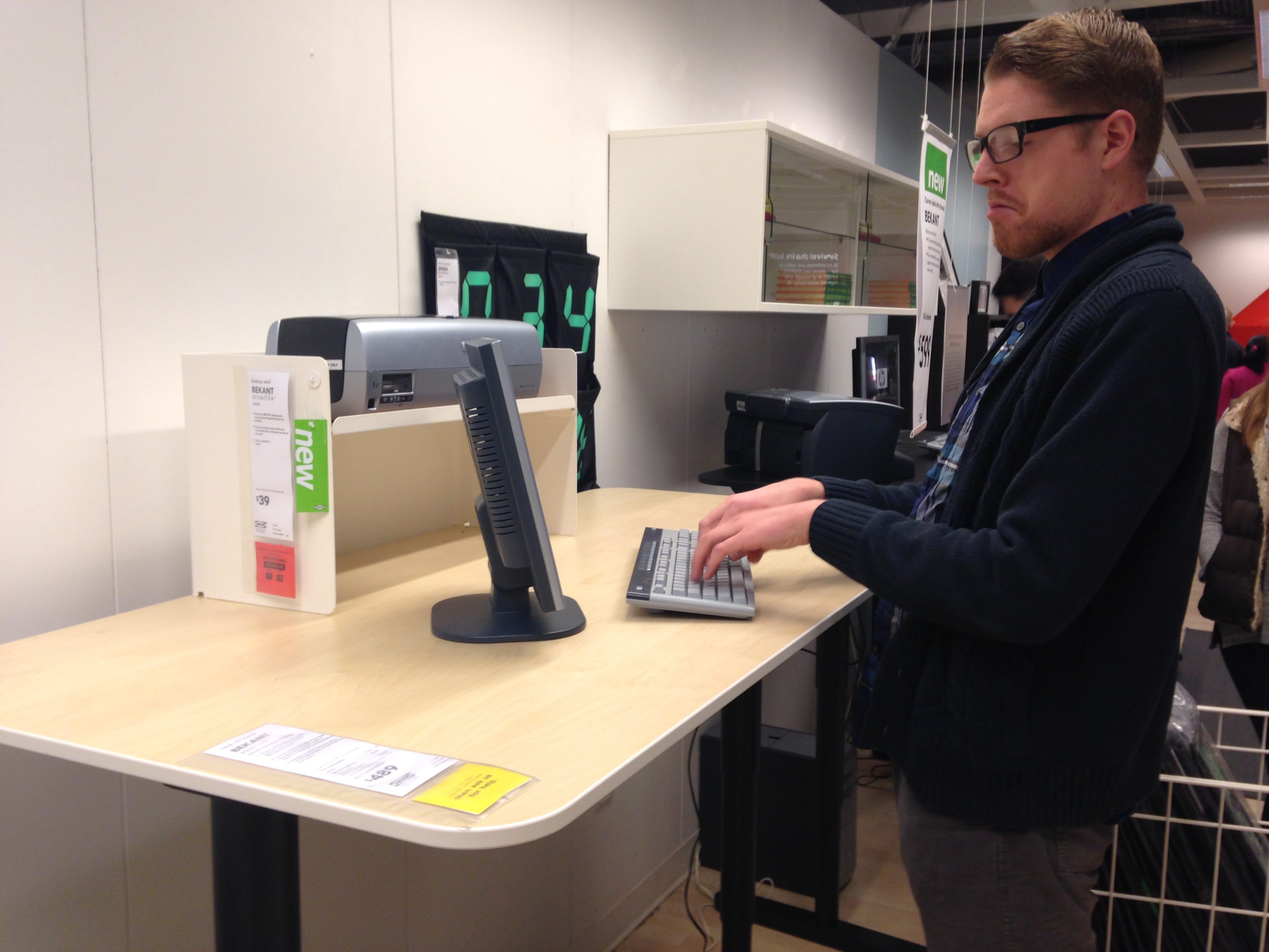 Image of: Ikea-Stand-Up-Desk