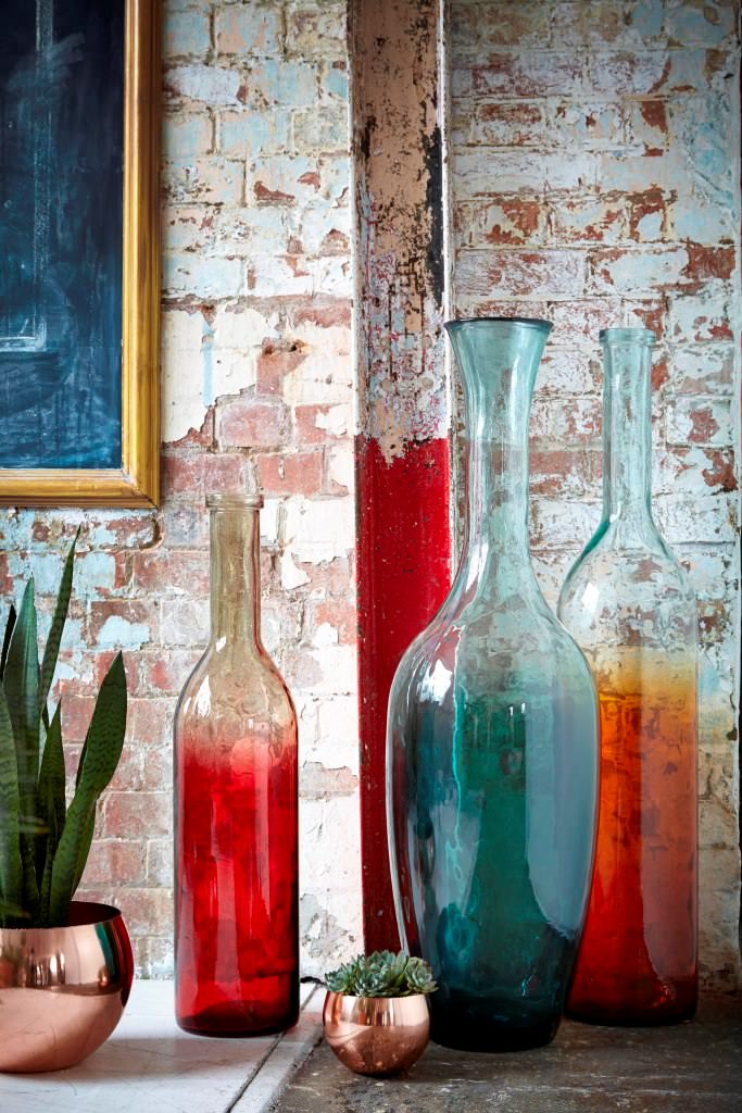 Image of: Painting-Glass-Vases-In-Watercolor
