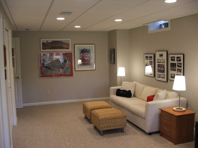 Image of: Pictures of Small Finished Basements
