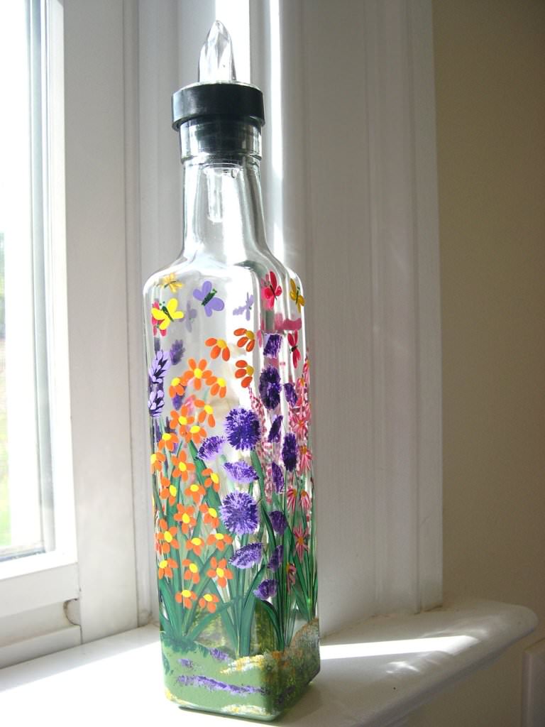 Spray-Painting-Glass-Vases
