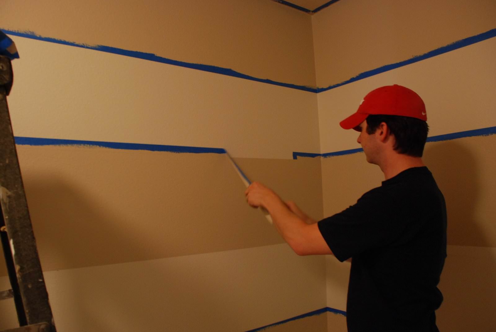 Image of: DIY Striped Wall