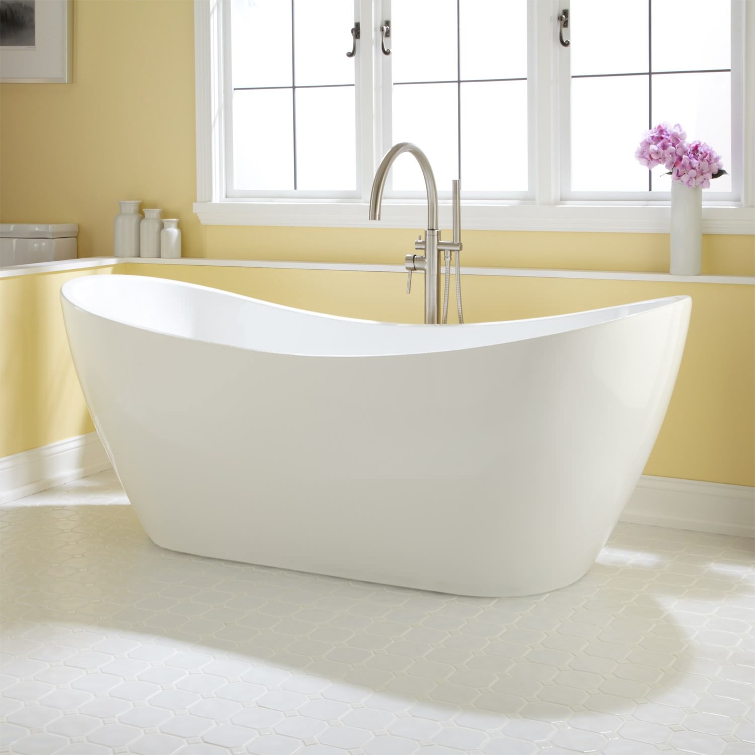 Image of: Stand Alone Tub