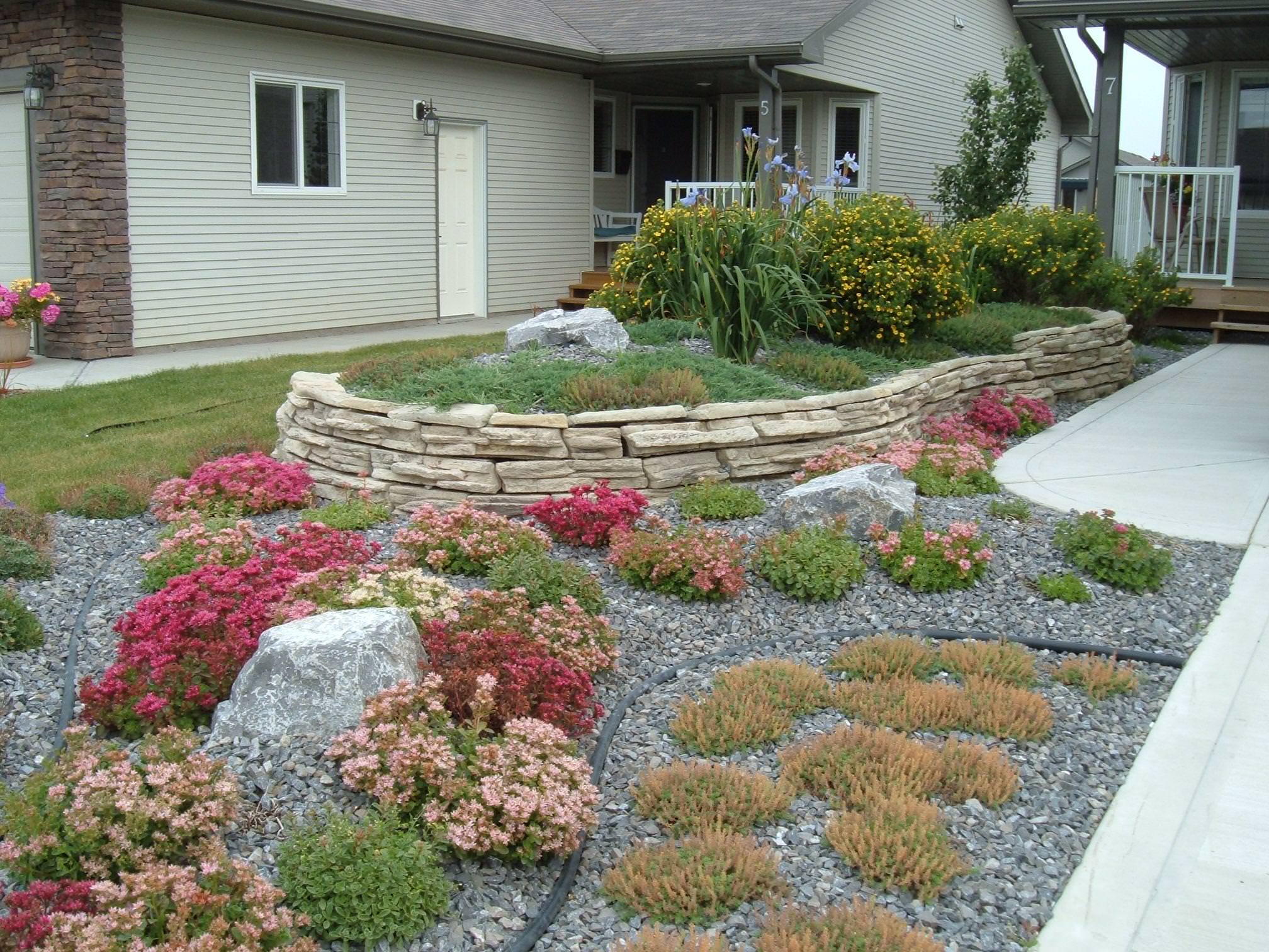 front-yard-landscaping-ideas-with-rocks